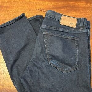 Boss Maine regular fit dark jeans 34/32